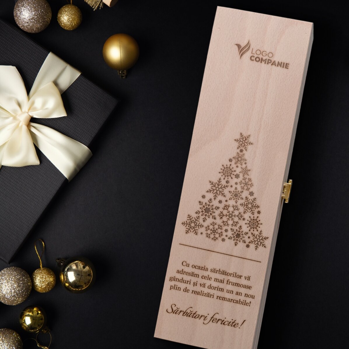 Personalised wine box with logo and message - Merry Christmas!