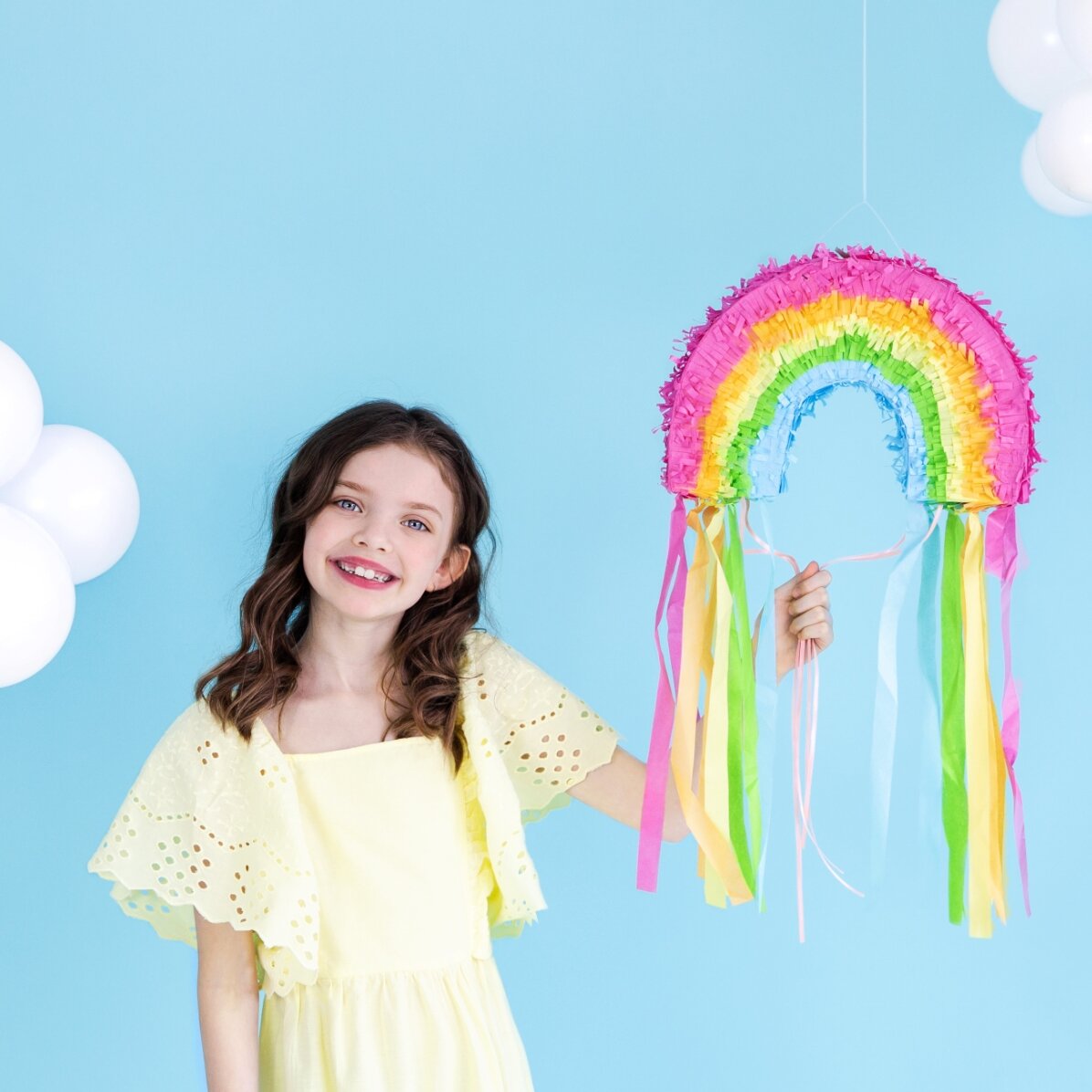 Regenbogen-Piñata-Dekoration