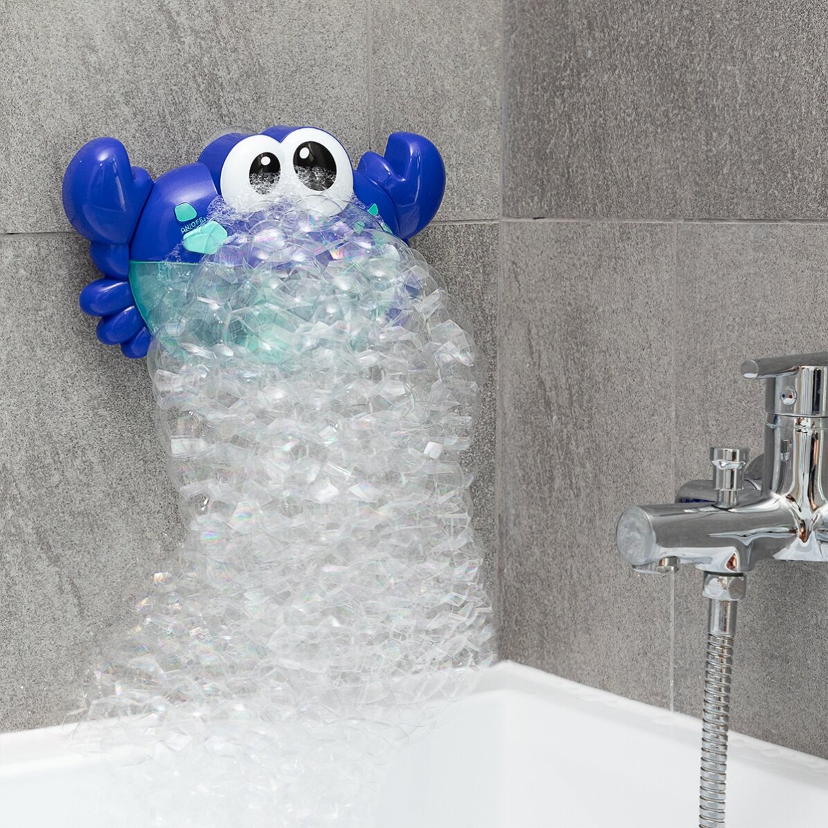 Bath toy - musical crab with bubble blower