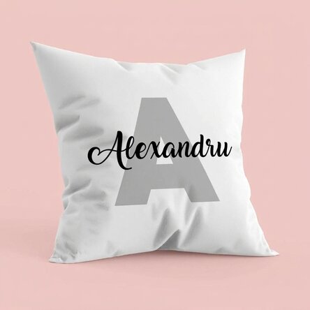 Personalisiertes Kissen mit Text – Initiale