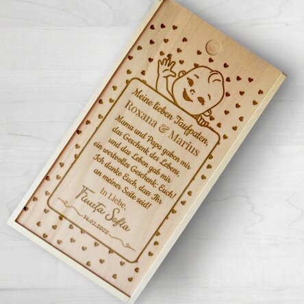 Personalisierte Geschenkbox aus Holz mit Dankesbotschaft für die Taufpaten