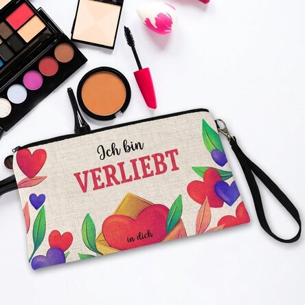 Individuell gestaltetes Make-up-Set mit Schriftzug – In LOVE