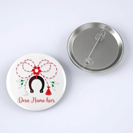 Personalisiertes Button mit dem Text „Hufeisen“