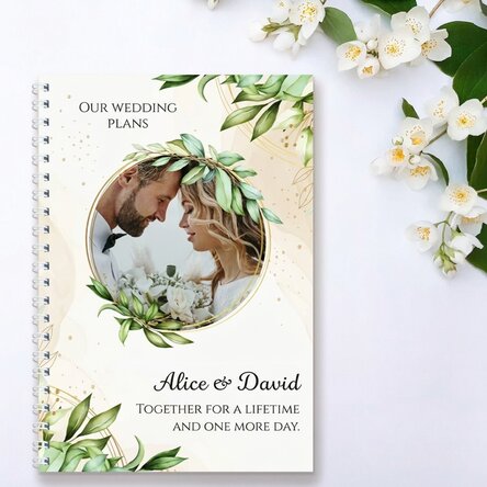 Personalised notebook with a photo and text - Wedding plans