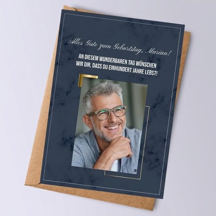 Personalisierte Karte mit einem Foto und einer Botschaft für ihn