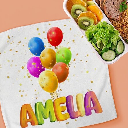 Personalisiertes Handtuch mit Namen – Bunte Luftballons