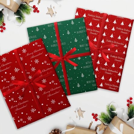 Individuell gestaltetes Geschenkpapier mit weihnachtlichem Text