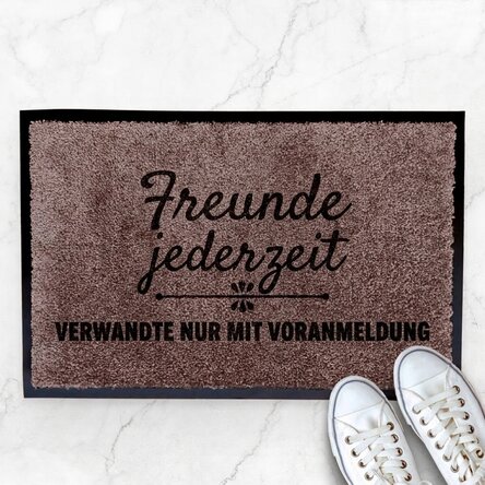 Individuell gestaltete Fußmatte für den Innenbereich – Freunde sind jederzeit willkommen