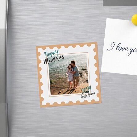 Individuell gestalteter Magnet (10 x 10) mit Foto und Text – Happy Memories