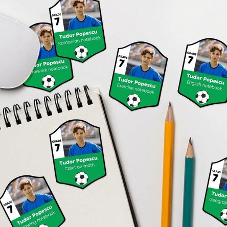 Set mit 9 personalisierten Aufklebern (selbstklebende Etiketten) – FIFA