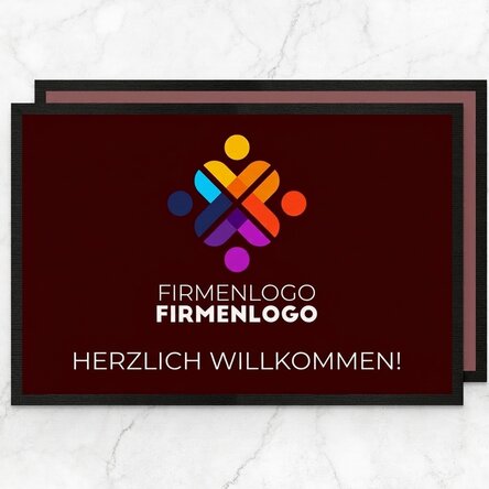 Individuell gestaltete Eingangsmatte mit Logo und Text