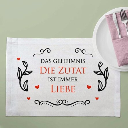 Individuell gestalteter Tellerhalter mit Schriftzug – Love