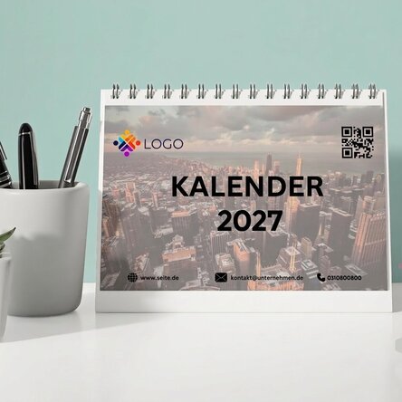 Personalisierter Tischkalender mit Logo, Fotos, Text und QR-Code