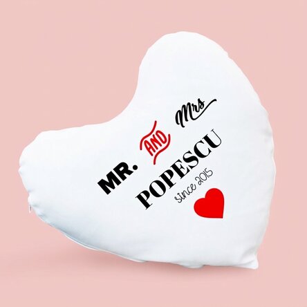 Personalised heart-shaped cushion - Mr & Mrs