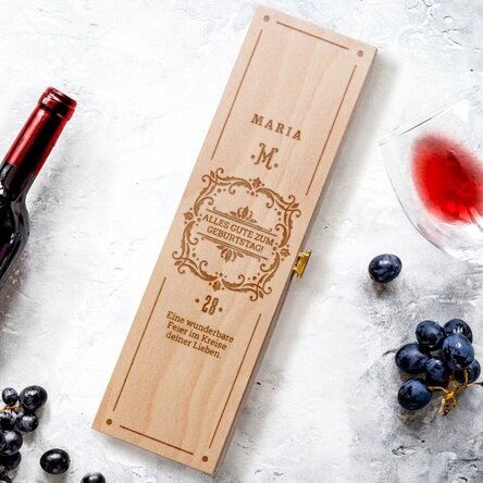 Personalisierte Weinkiste mit Namen und Text – Elegantes Modell