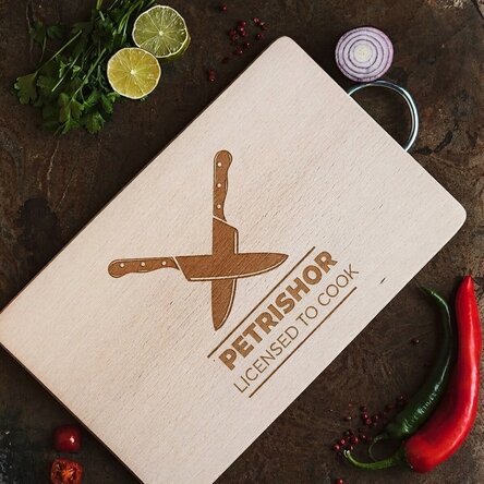 Customised chopping board - Licensed to cook