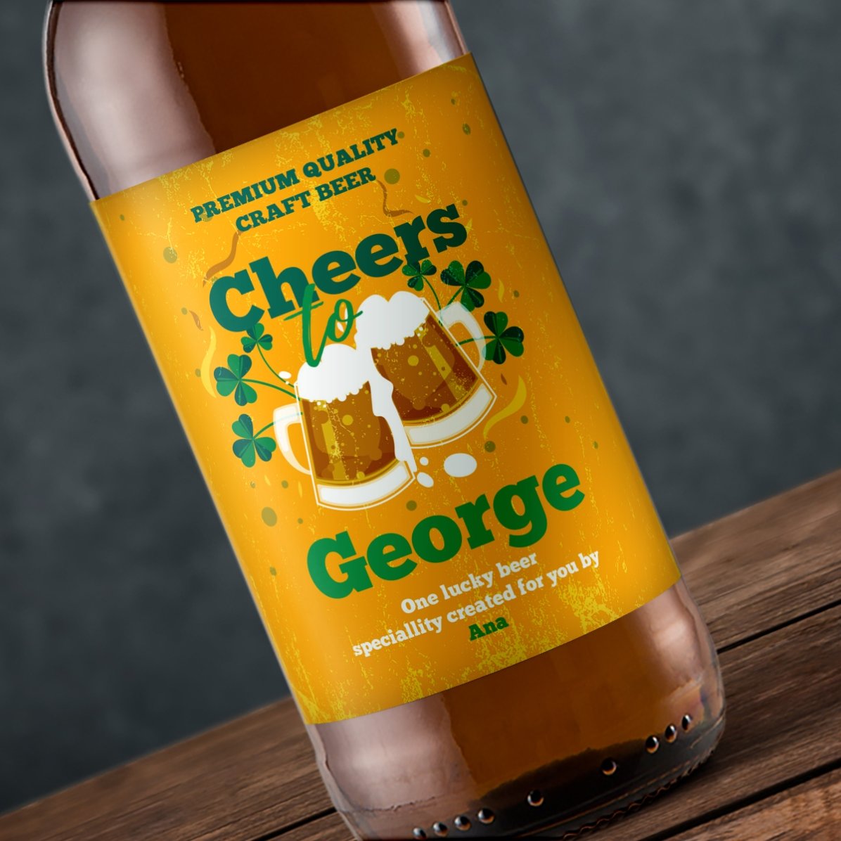 Bier mit individueller Beschriftung – Cheers to...