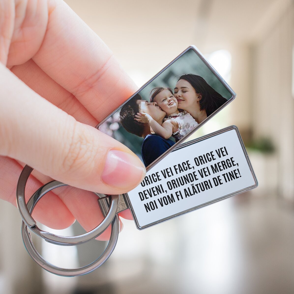 Personalisierter Schlüsselanhänger mit Foto und Botschaft