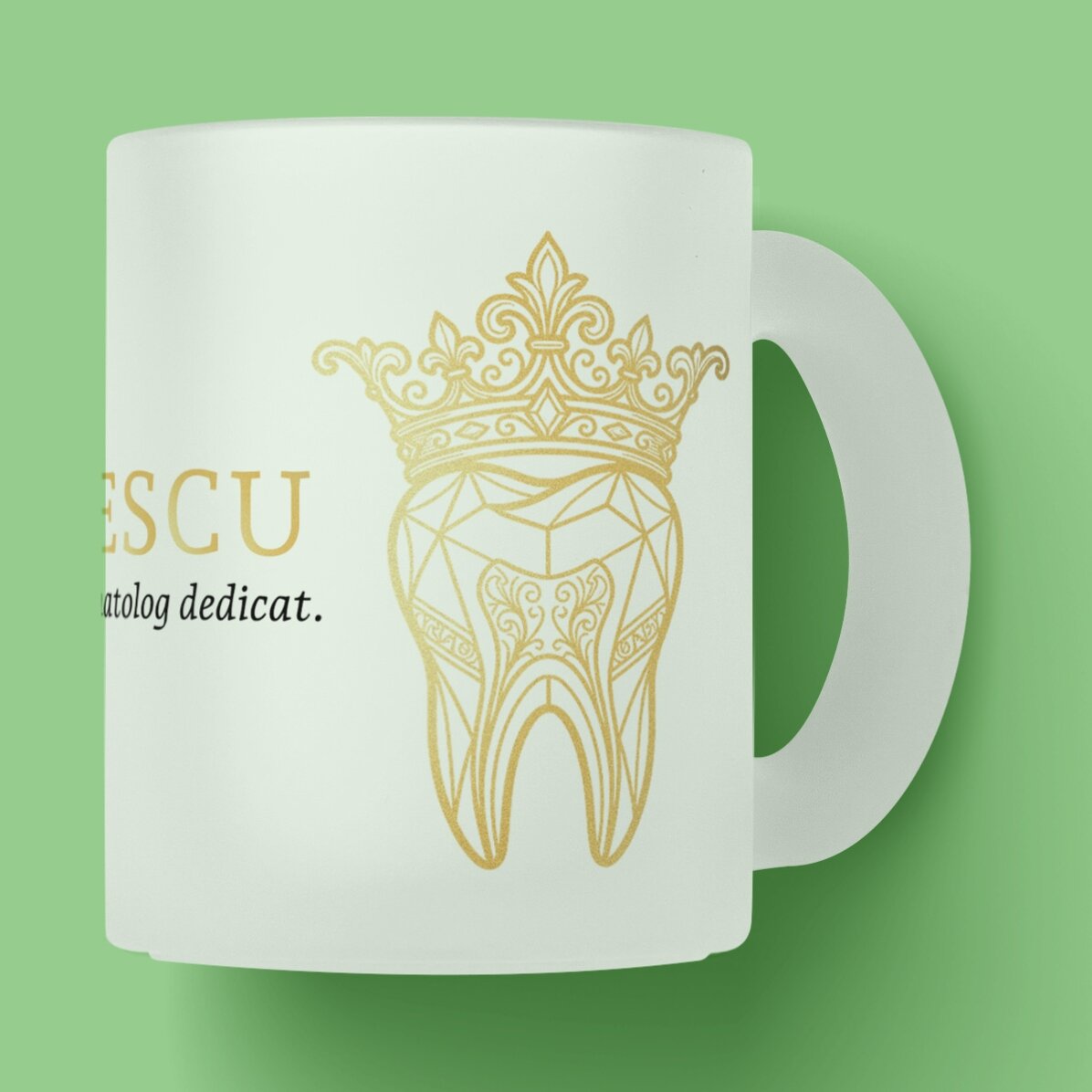 Personalisierter Becher mit Text – Golden Dentist