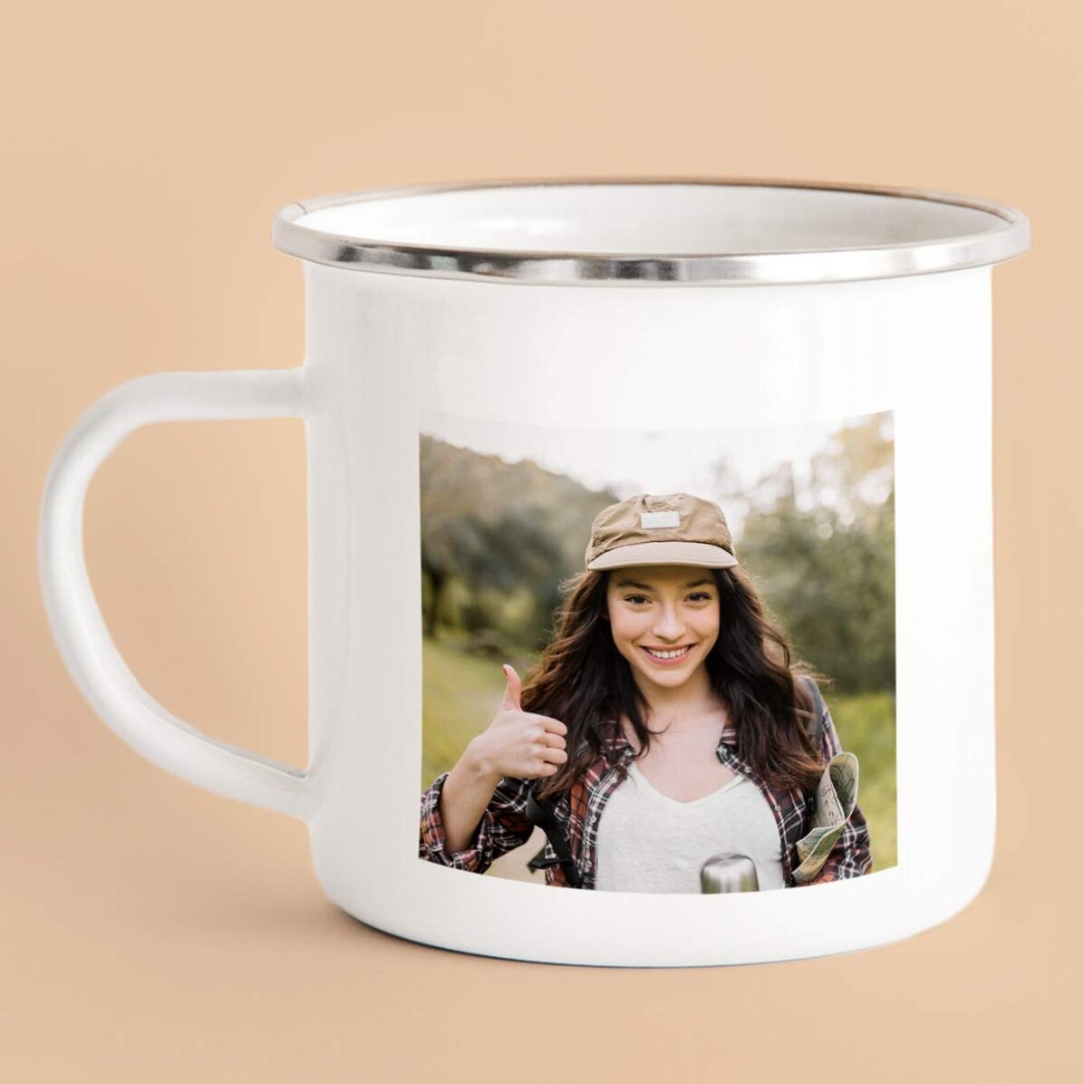 Personalisierter emaillierter Metallbecher mit 2 Fotos