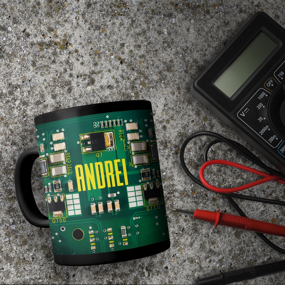Personalised black mug with text for electronics enthusiasts - Motherboard