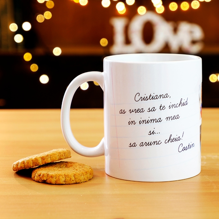Personalisierte Tasse mit 6 Fotos und klassischem Text