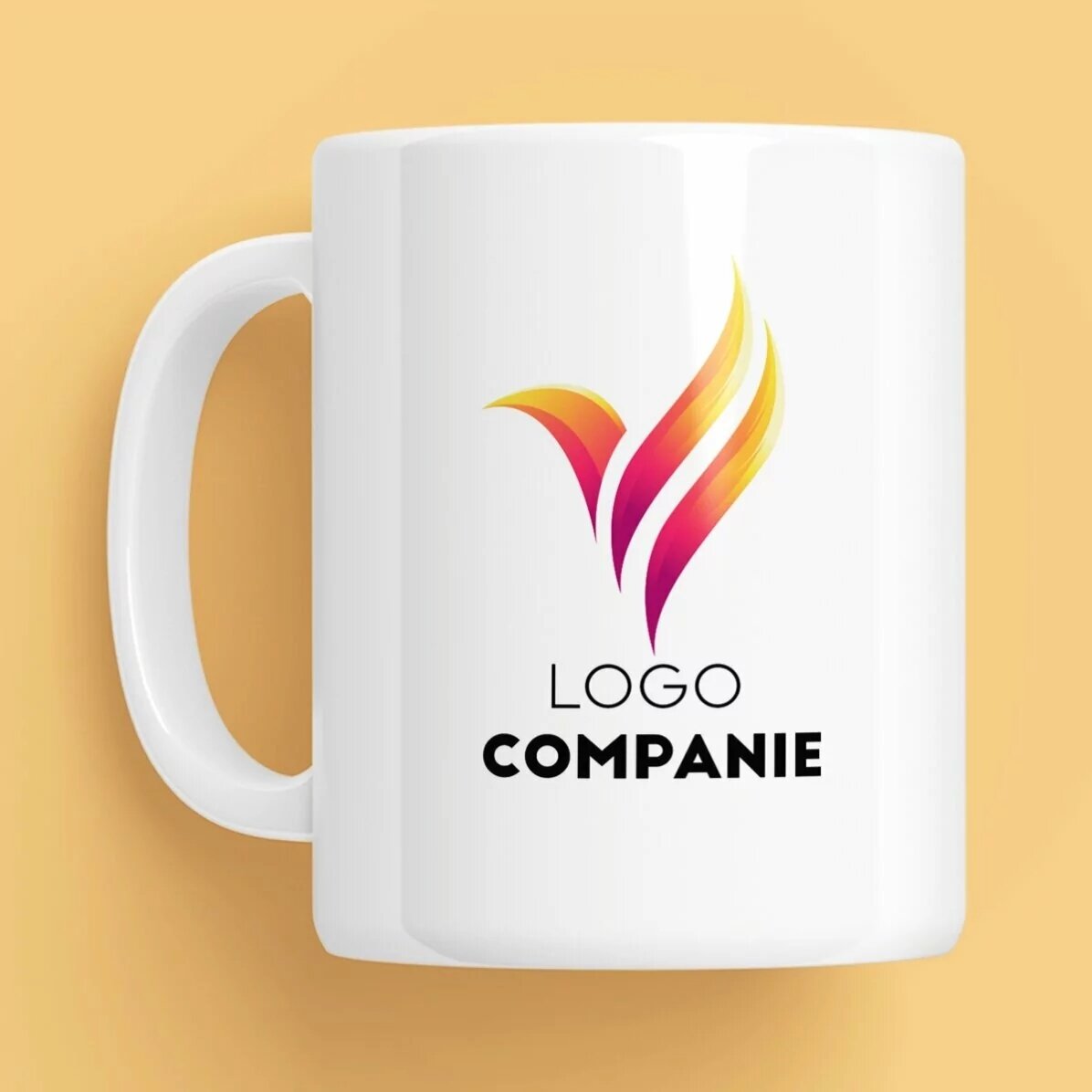 Personalisierter Becher mit Logo und Namen