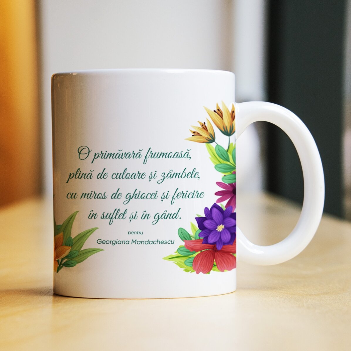 Personalisierter Becher mit Logo und Text – Frühlingsblumen