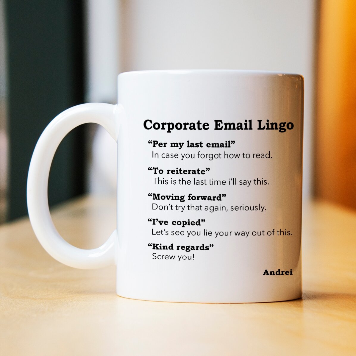Personalisierte Tasse mit Text – Firmen-E-Mail-Adresse