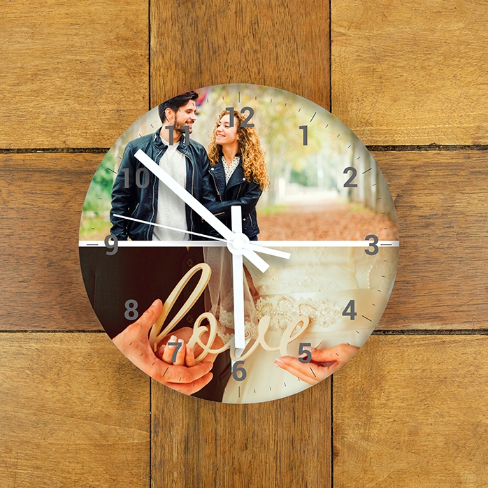 Personalisierte Uhr mit 2 Fotos und Ziffern