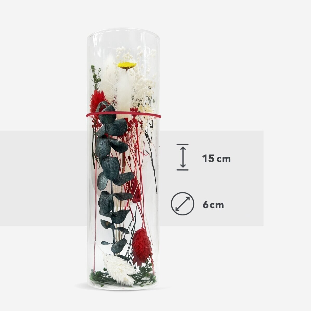 Glass ornament with preserved flowers personalised with text - I love you