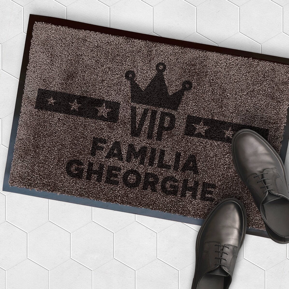 Individuell gestaltete Eingangsmatte für den Innenbereich – Die VIP-Familie