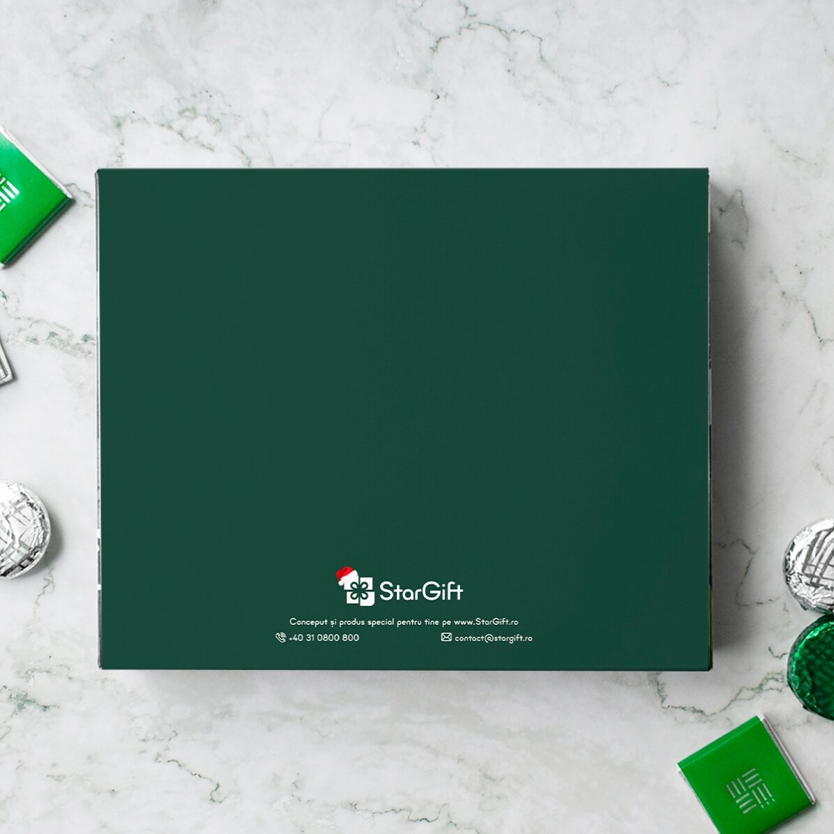Individuell gestaltete Pralinenschachtel mit Logo und Text – Frohe Feiertage