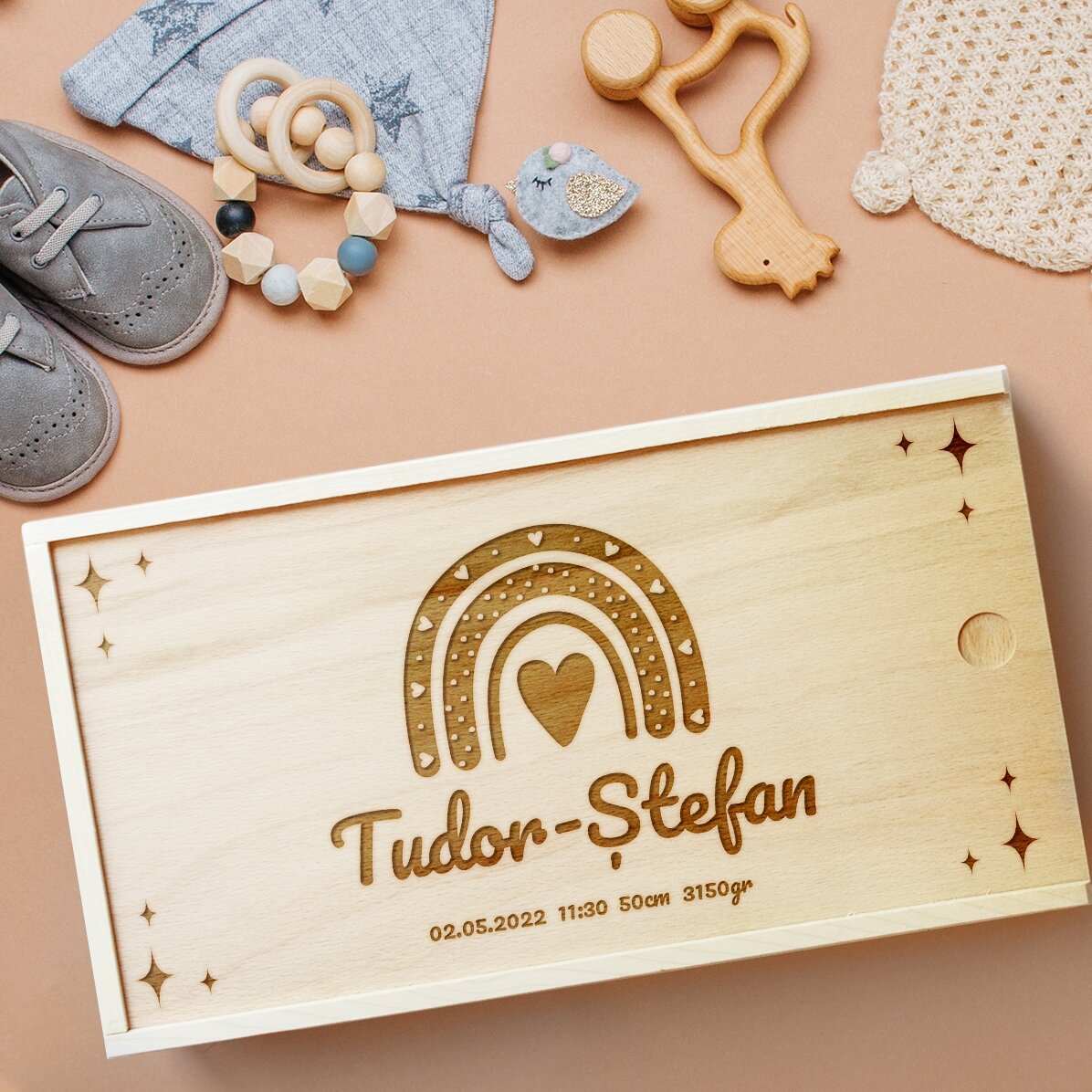 Personalisierte Geschenkbox aus Holz mit Text – Erinnerungsbox für Neugeborene