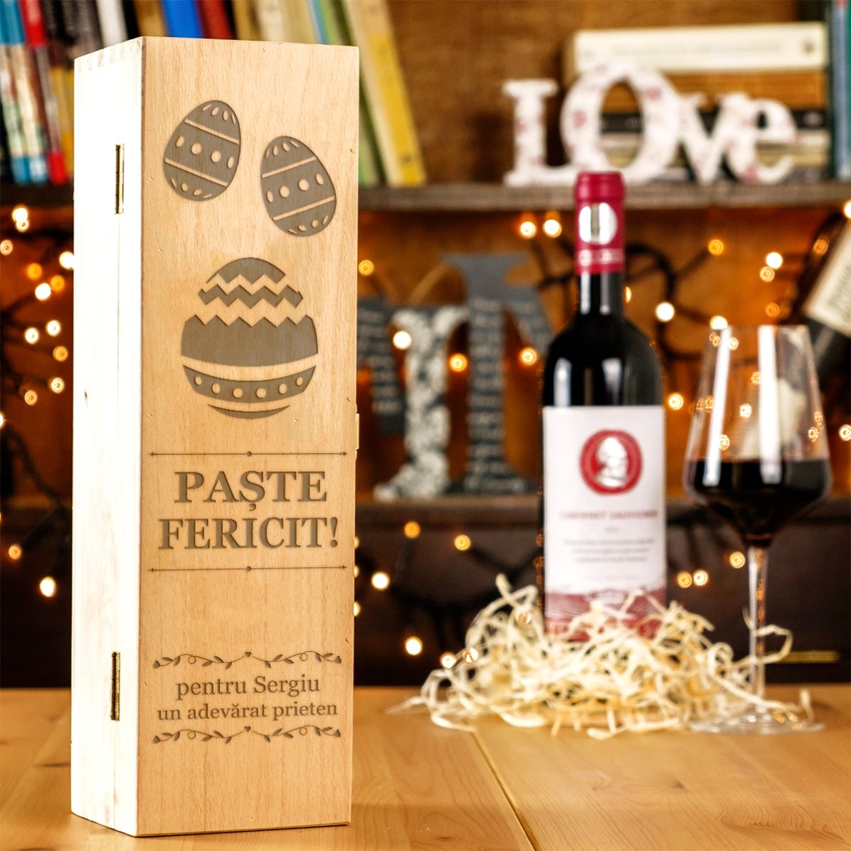 Personalisierte Weinkiste – Frohe Ostern!