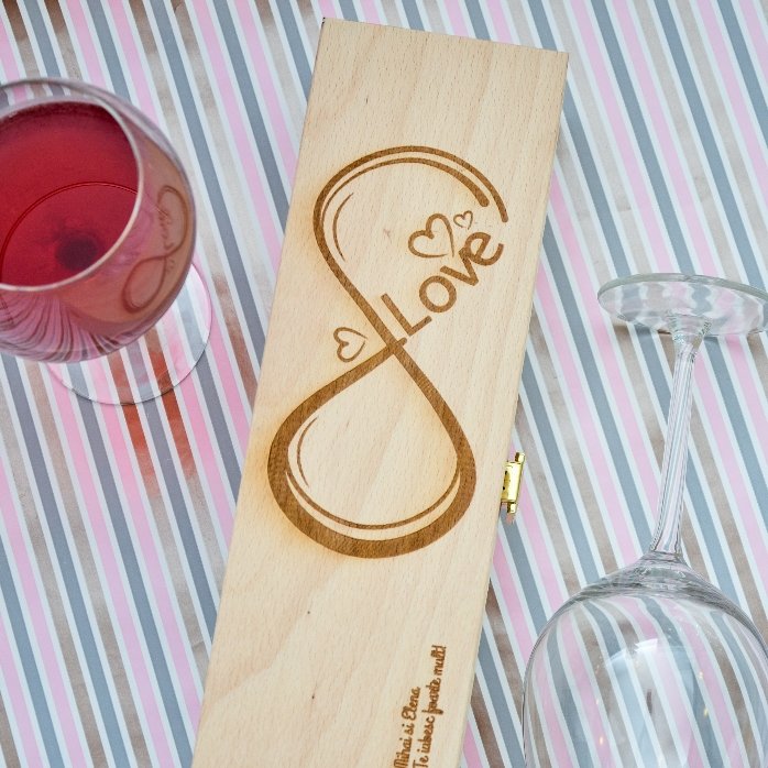 Personalisierte Weinkiste – Infinite Love