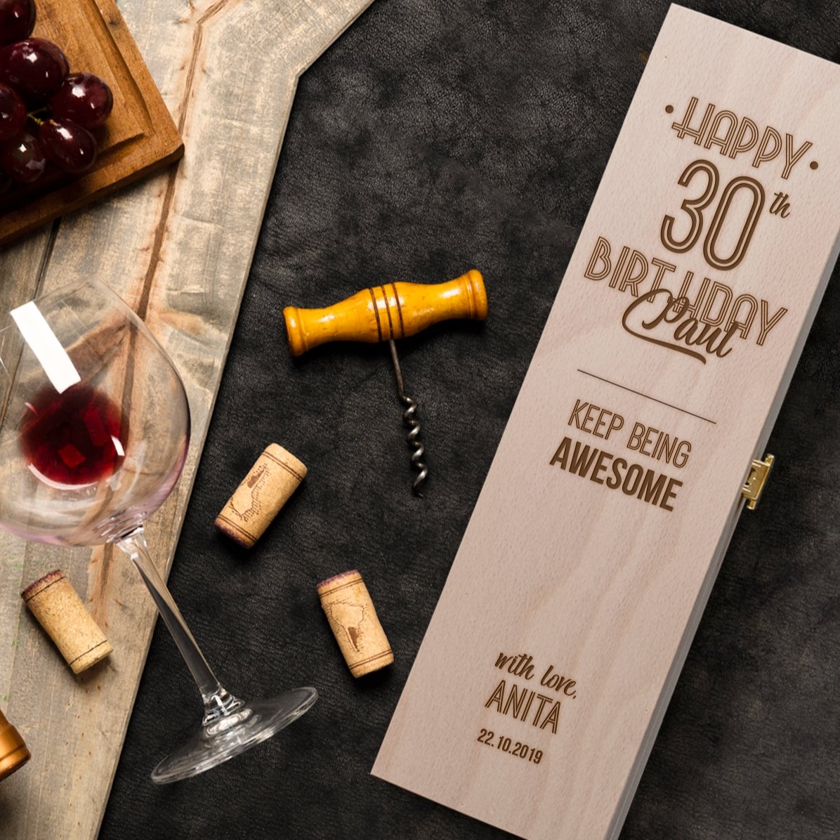 Personalisierte Weinkiste – Grußbotschaft zum Geburtstag