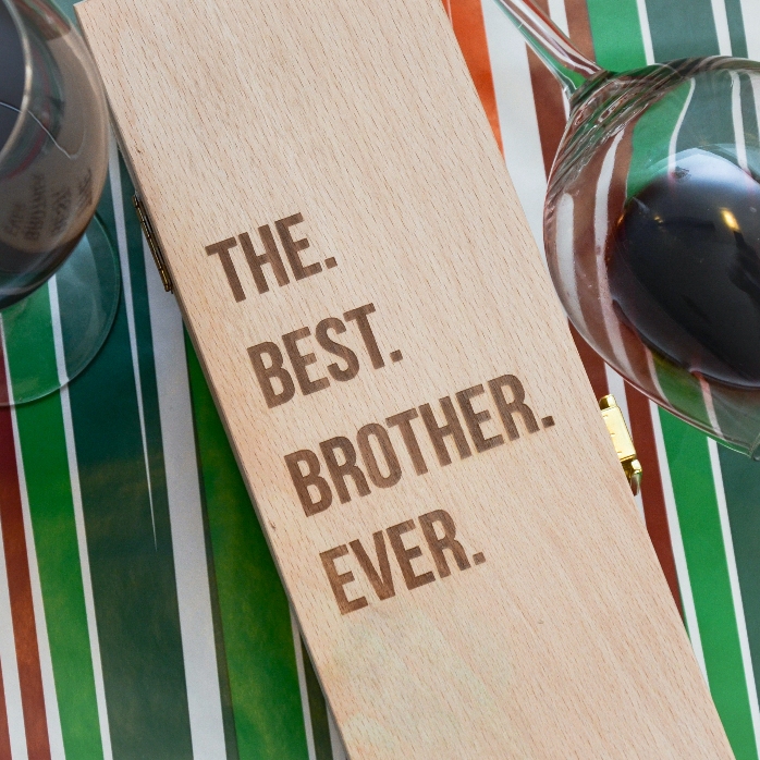 Personalisierte Weinkiste – „Der beste Bruder aller Zeiten“