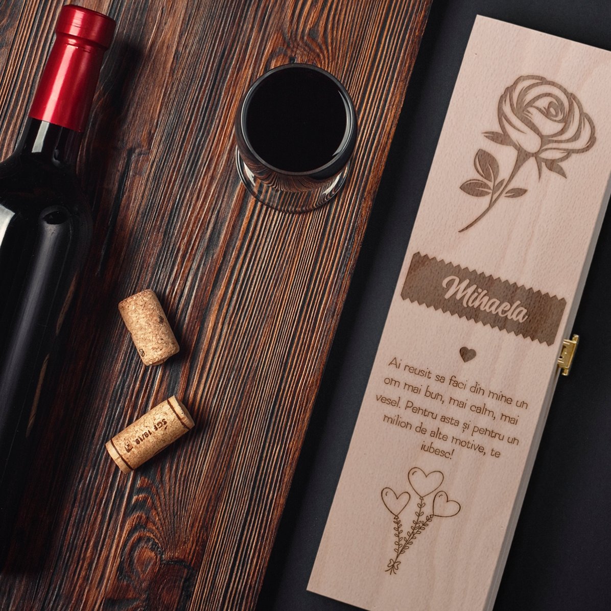 Personalisierte Weinkiste – Die Rose der Liebe