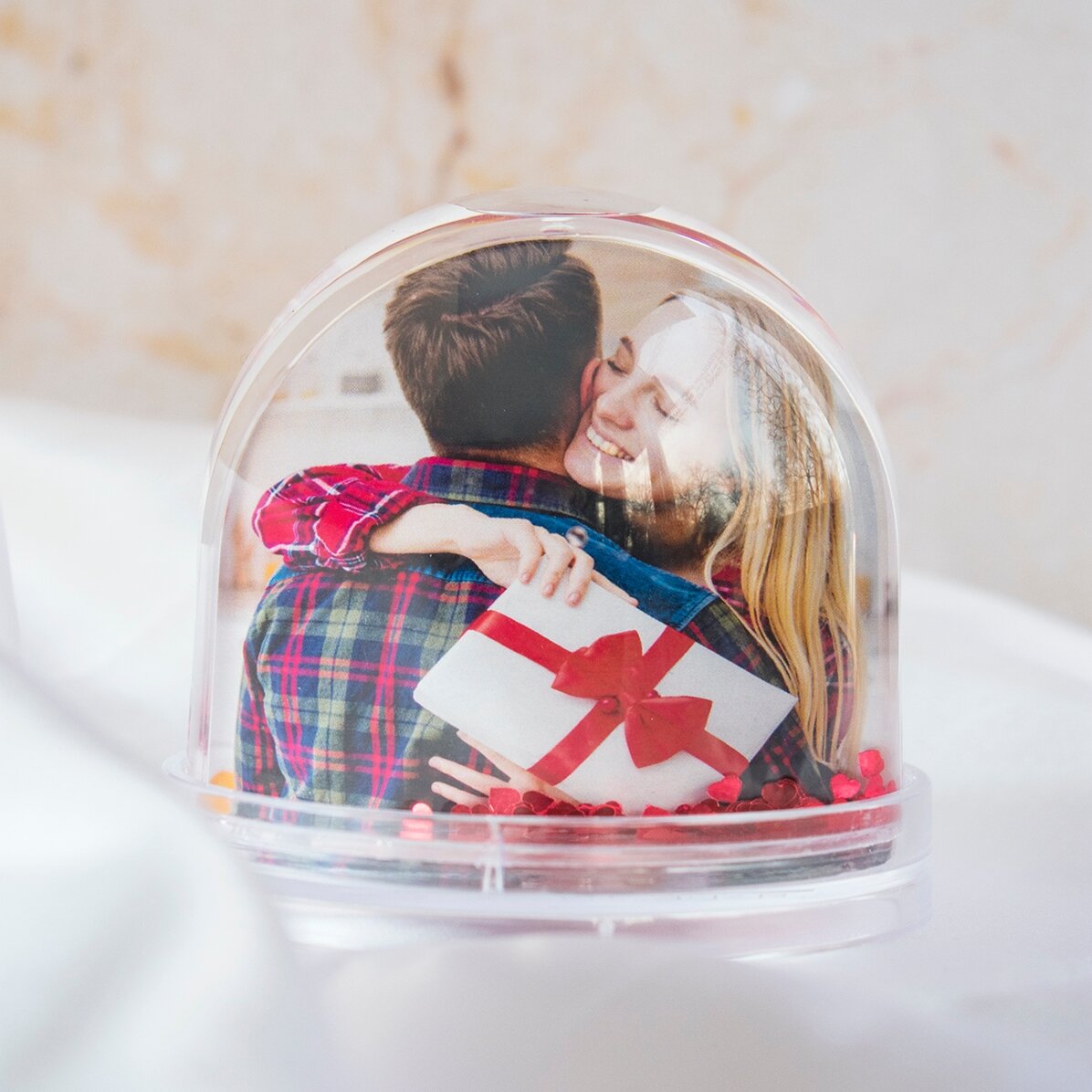 Personalisierte Schreibtischkugel mit Foto und Text – Fest der Liebe
