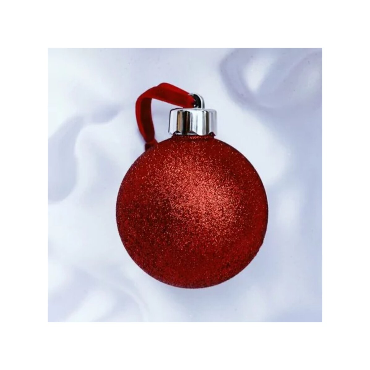 Individuell gestaltete Weihnachtskugel