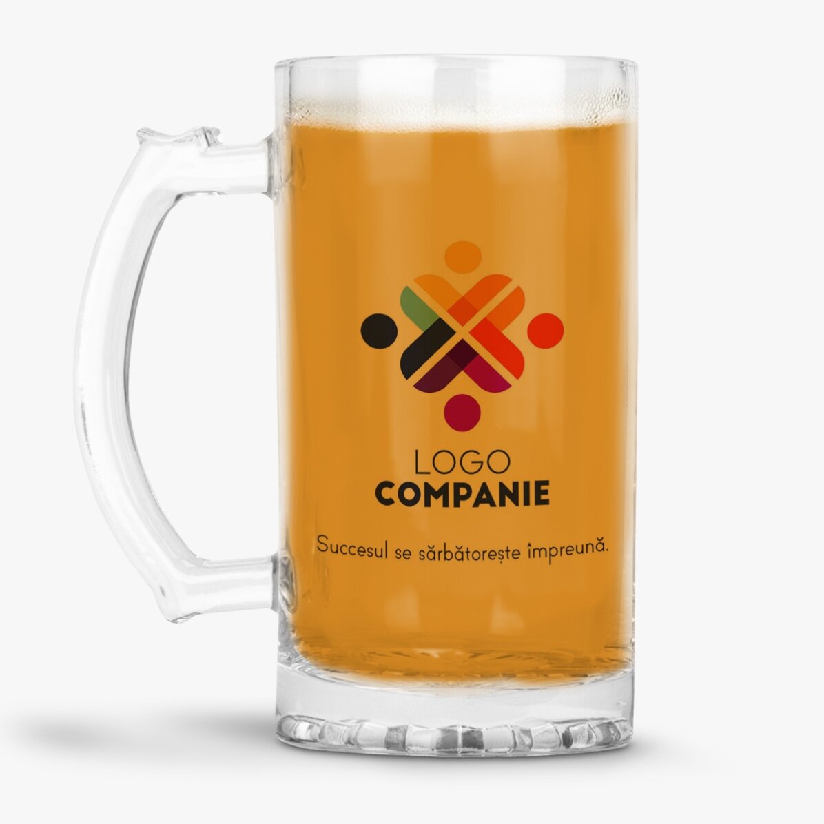 Personalisierter Bierkrug mit Logo und Text