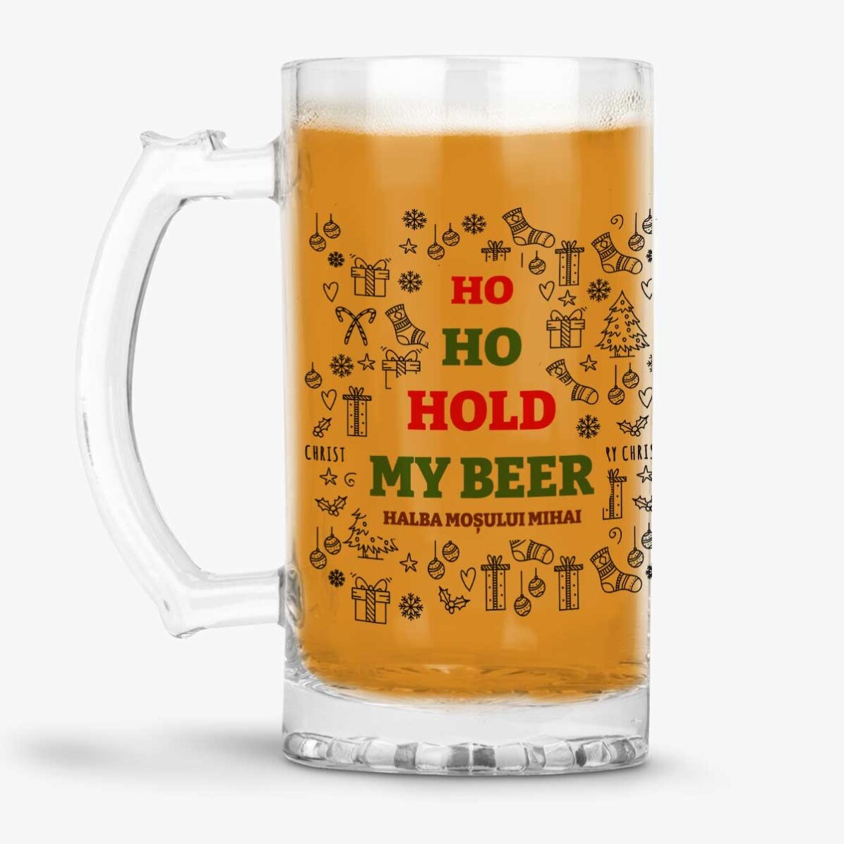 Personalisierter Bierkrug mit Weihnachtsaufschrift – Ho Ho Hold My Beer