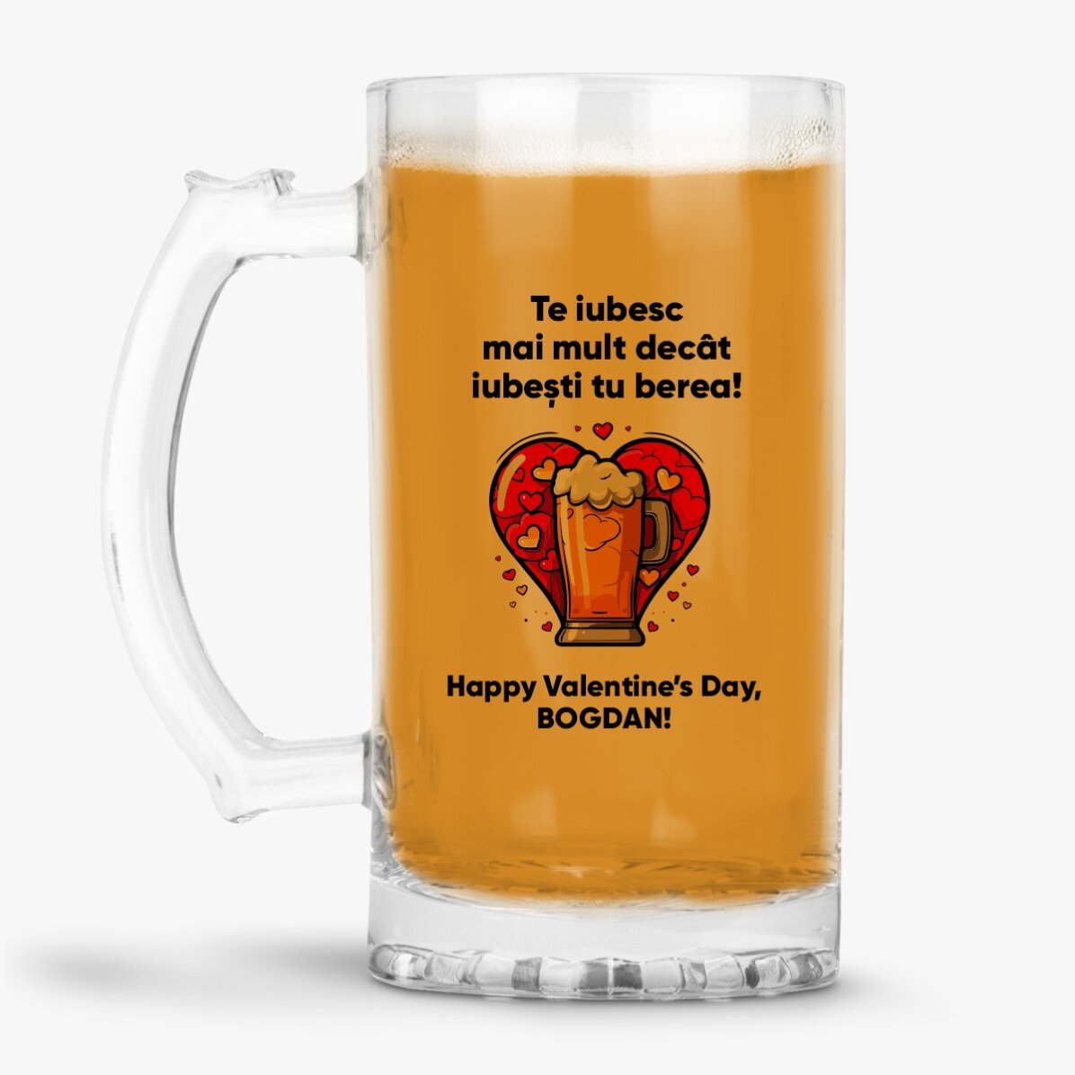 Personalisierter Bierkrug mit Aufschrift – Ich liebe dich mehr