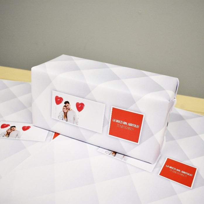 Individuell gestaltetes Geschenkpapier mit einem Foto und einem Text
