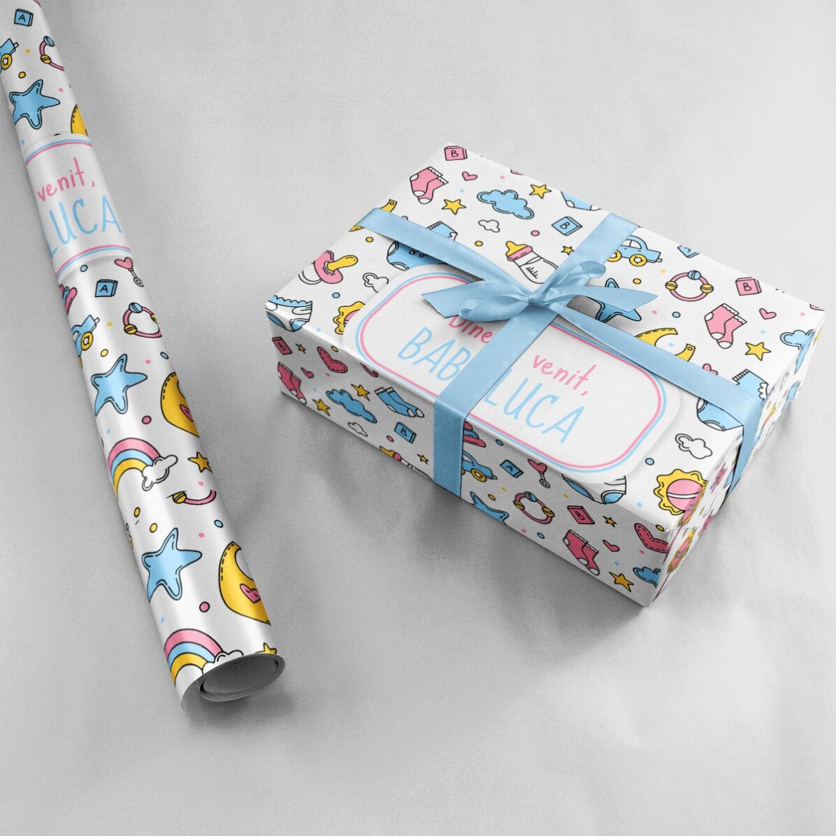 Individuell gestaltetes Geschenkpapier mit Text – „New Baby“