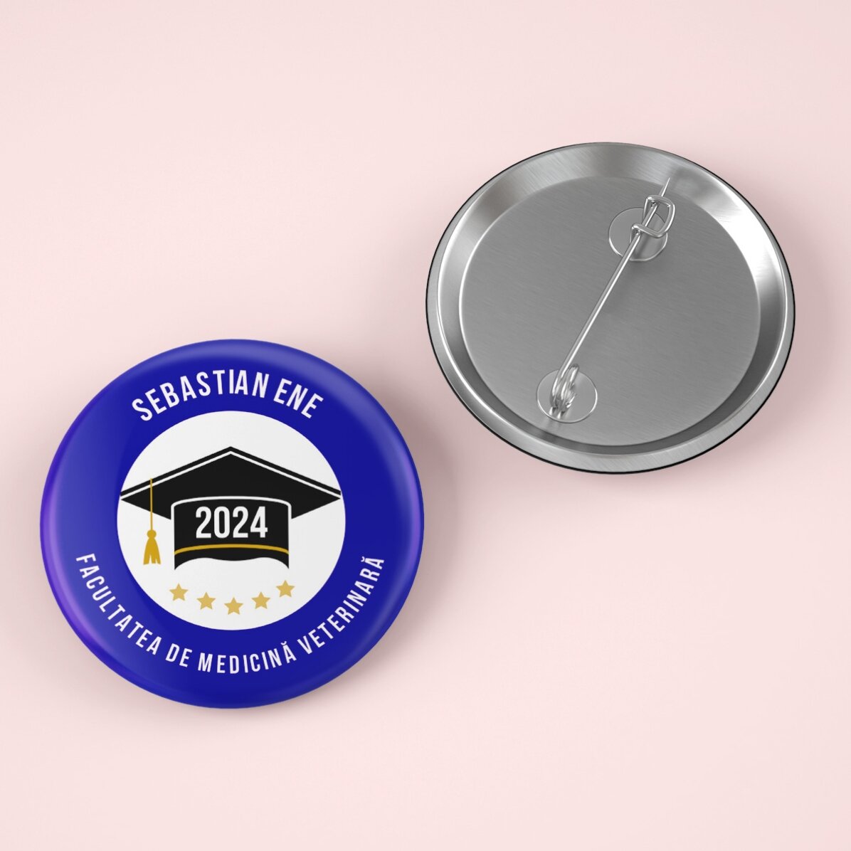 Personalisiertes Button mit Text – Absolvent