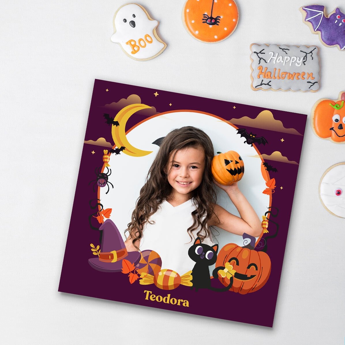 Individuell gestalteter Magnet (10 x 10) mit Foto und Text – Happy Halloween