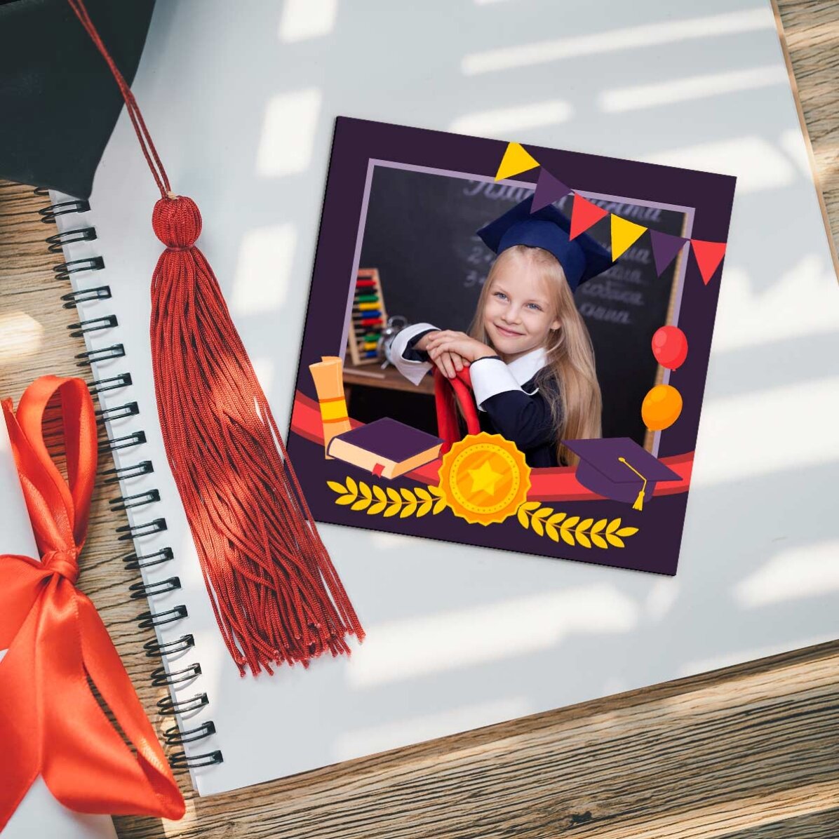 Individuell gestalteter 10x10-Magnet mit Foto – Abschlussfeier