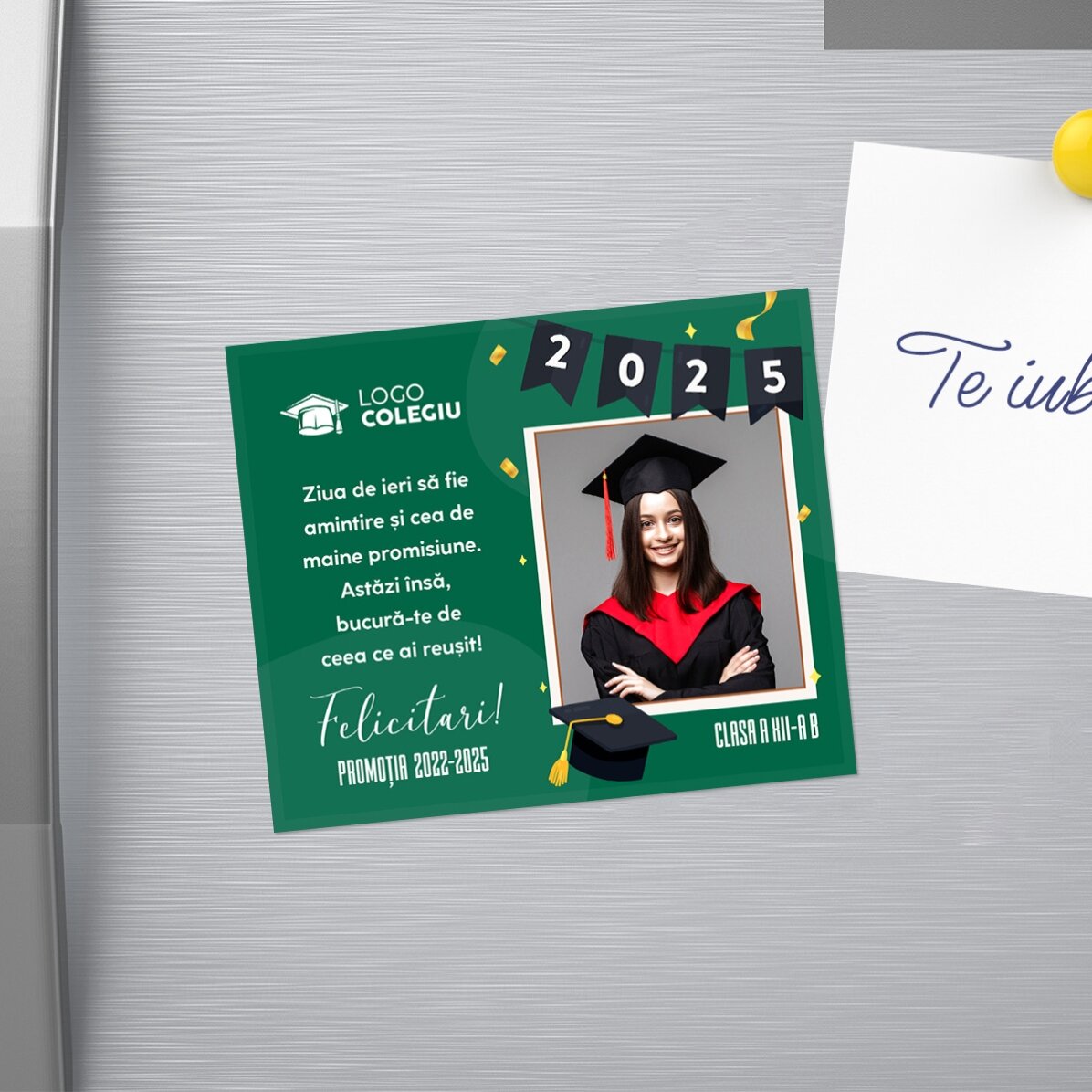 Individuell gestalteter Magnet (12 x 10 cm) mit Logo, Foto und Text – Herzlichen Glückwunsch zum Abs